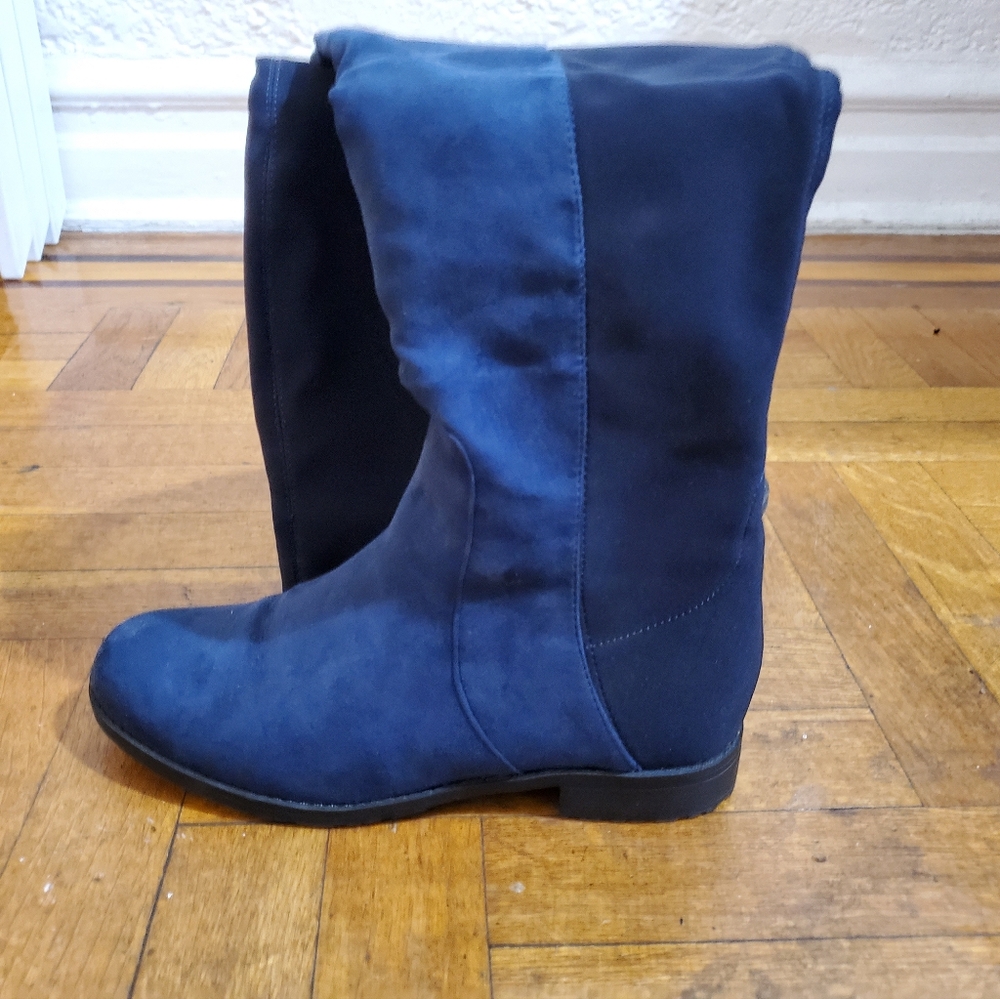 Unisa Over the Knee Navy Blue Boots. Size 8. Worn very few times.